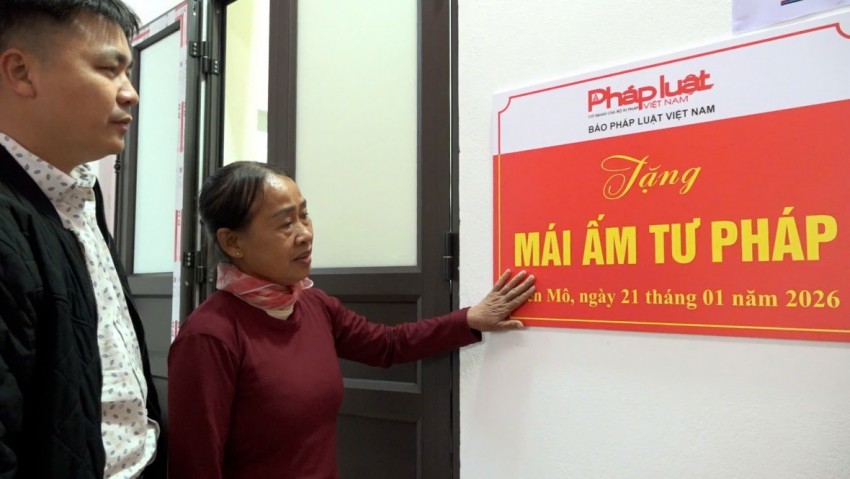 Báo Pháp luật Việt Nam trao “Mái ấm Tư pháp
