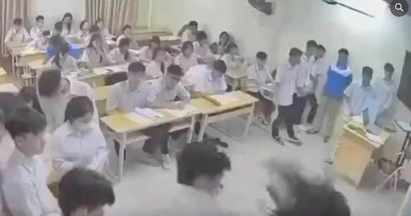 Nhìn từ vụ cô giáo bị nam sinh hành hung: Cần trả quyền uy 