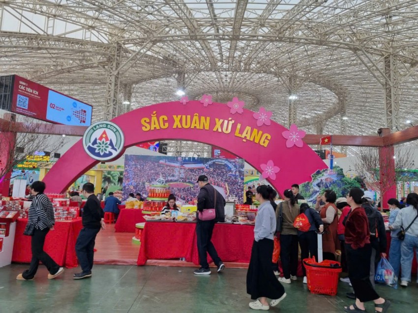 Không gian văn hóa, đặc sản ba miền hội tụ tại Hội chợ Mùa Xuân 2026