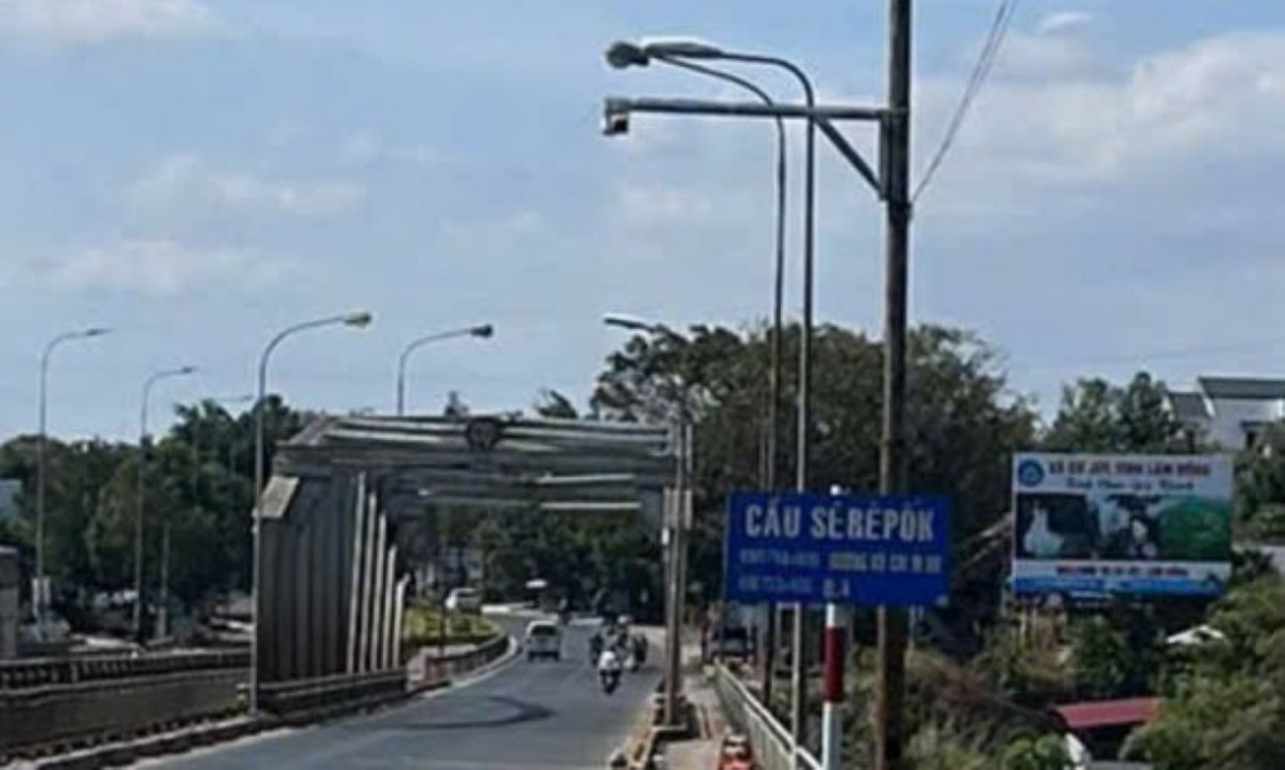 Camera AI được lắp trên cầu nối Đắk Lắk và Lâm Đồng nhằm giám sát sau khi xảy ra nhiều vụ tự tử Camera AI được lắp trên cầu nối Đắk Lắk và Lâm Đồng nhằm giám sát sau khi xảy ra nhiều vụ tự tử