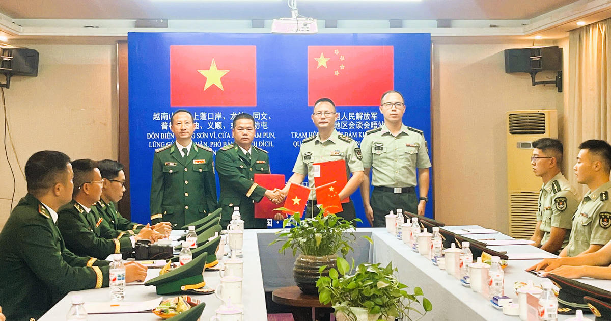 Hội ngộ hội đàm biên phòng giữa 8 đồn biên phòng phía Bắc và khu vực Phú Ninh (Trung Quốc)