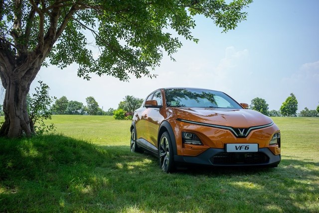 Được thiết kế bởi Torino Design, VF 6 c&oacute; vẻ ngo&agrave;i trẻ trung v&agrave; thanh lịch&nbsp;&nbsp;