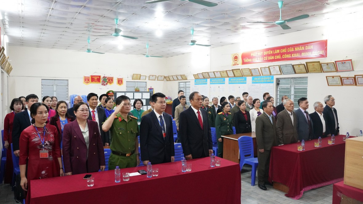 Cử tri rẻo cao Thái Nguyên nô nức, phấn khởi đi bầu cử Cử tri rẻo cao Thái Nguyên nô nức, phấn khởi đi bầu cử