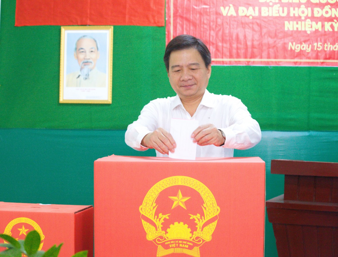 Cà Mau: Cử tri phường Bạc Liêu nô nức tham gia bầu cử, kỳ vọng vào những đại biểu xứng đáng