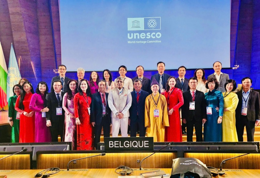 Đoàn Việt Nam tham gia Kỳ họp lần thứ 47 của Ủy ban Di sản Thế giới tại Trụ sở UNESCO, Cộng hòa Pháp Đoàn Việt Nam tham gia Kỳ họp lần thứ 47 của Ủy ban Di sản Thế giới tại Trụ sở UNESCO, Cộng hòa Pháp