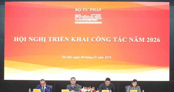 Tổng Biên tập Báo Pháp luật Việt Nam Vũ Hoài Nam và các Phó Tổng Biên tập Báo điều hành Hội nghị. Tổng Biên tập Báo Pháp luật Việt Nam Vũ Hoài Nam và các Phó Tổng Biên tập Báo điều hành Hội nghị.