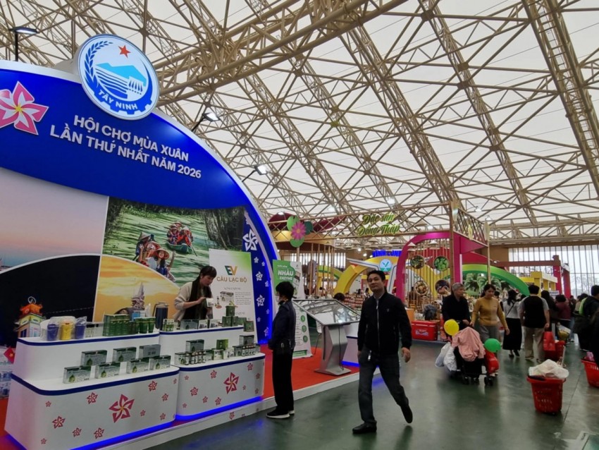 Thị trường Tết Bính Ngọ 2026 ổn định, không xảy ra sốt giá