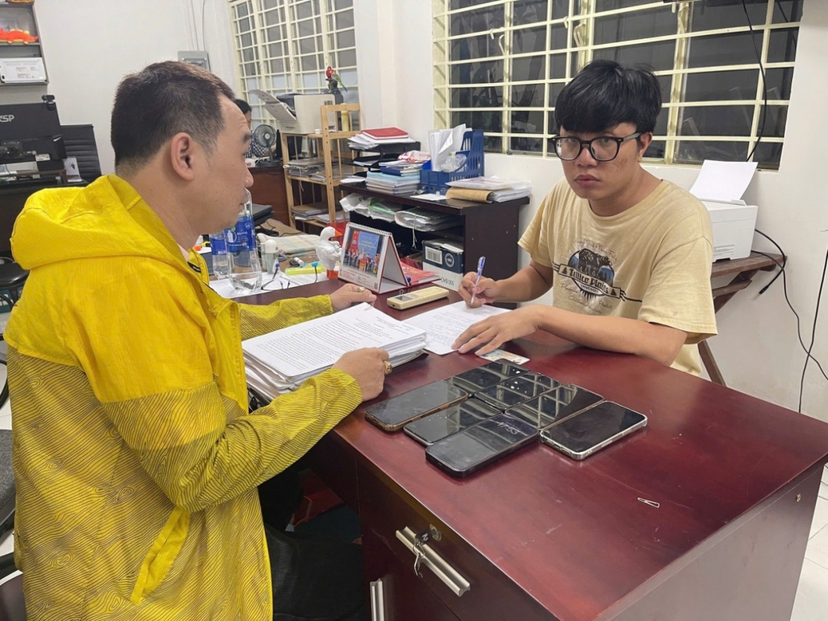 Hàng trăm phụ nữ mất tài sản do sập bẫy tình gã trai 9X doanh nhân 