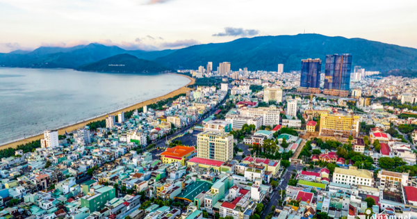 Bộ Chính trị đặt mục tiêu tăng trưởng cao cho 6 vùng kinh tế - xã hội đến năm 2030