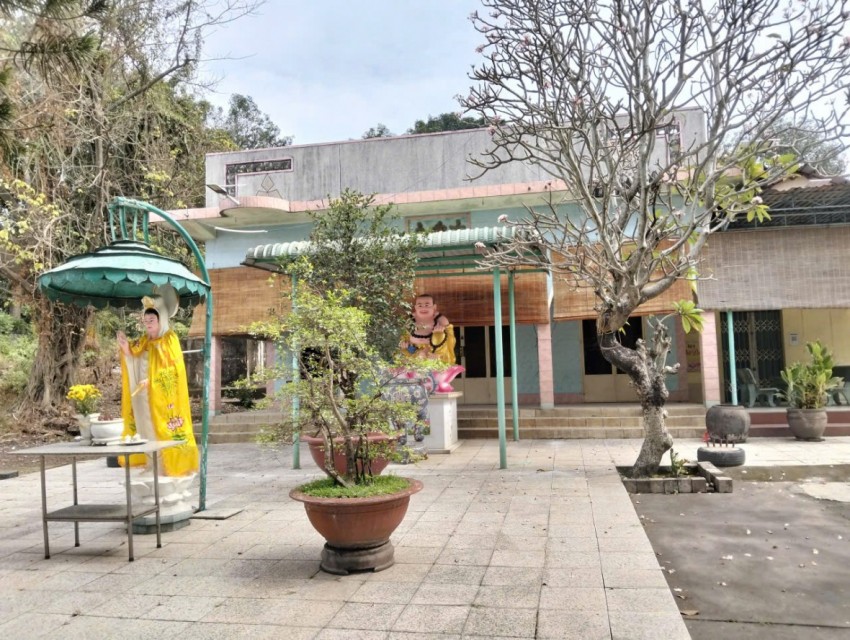 Ngươi thầy đi giữa mảnh đời khó khăn Ngươi thầy đi giữa mảnh đời khó khăn