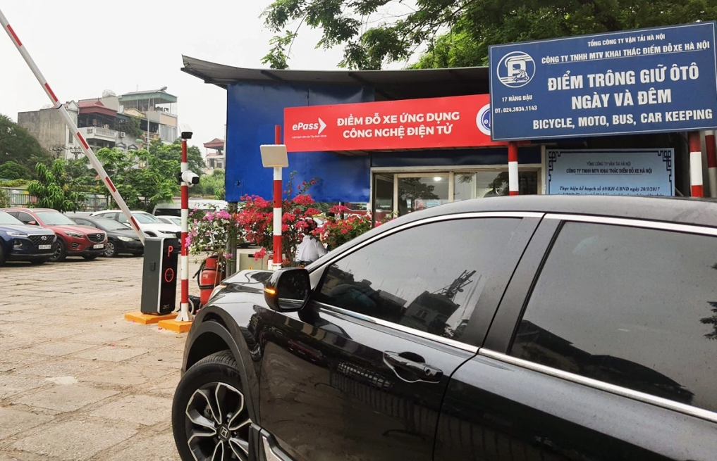 Triển khai thu phí tự động tại các bãi đỗ xe đô thị