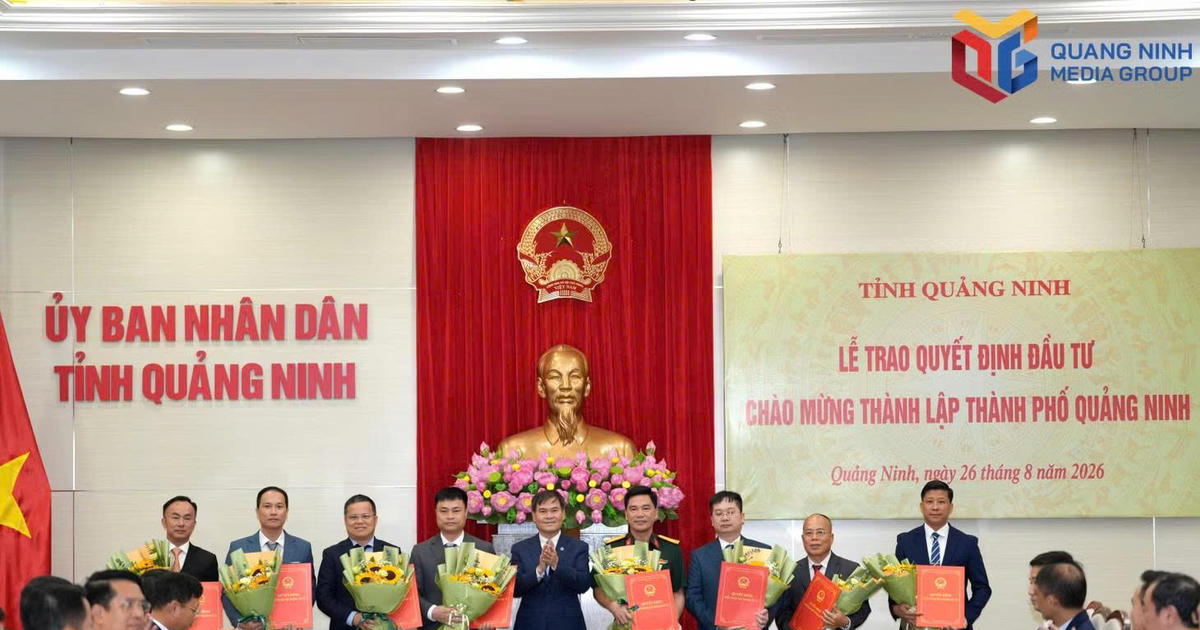 Quảng Ninh trao quyết định đầu tư 16 dự án, tổng vốn hơn 16.000 tỷ đồng