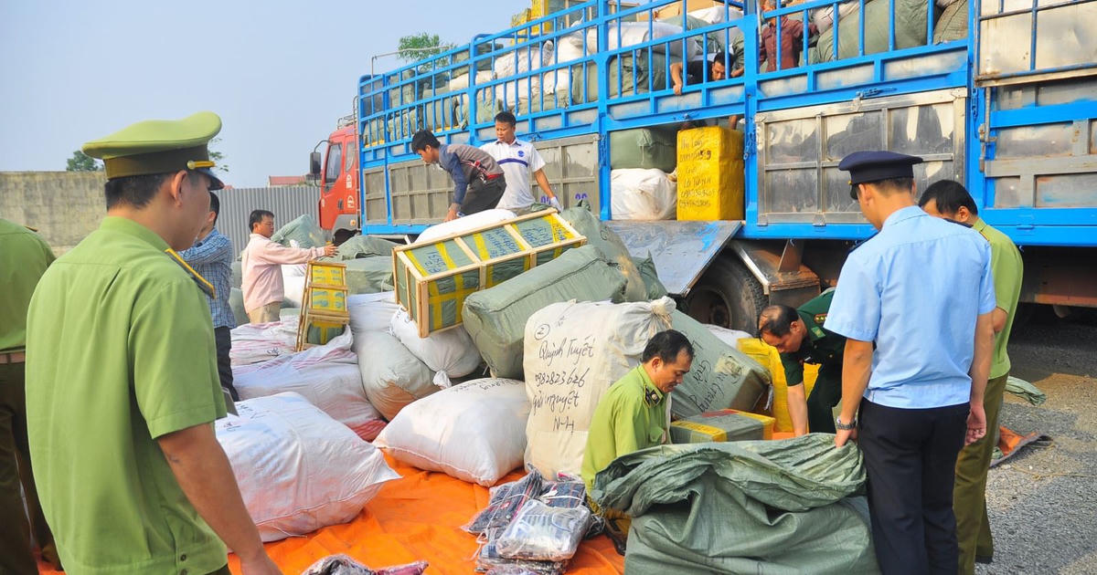 Chỉ thị của Thủ tướng về chống buôn lậu, vận chuyển, sản xuất, mua bán, tàng trữ, sử dụng trái phép thuốc lá