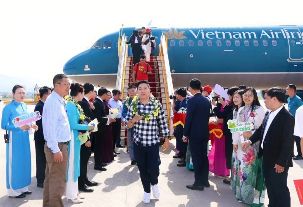 Vietnam Airlines mở đường bay trực tiếp TP HCM - Điện Biên