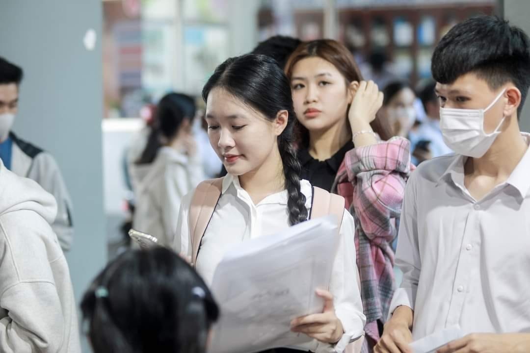 Nhiều trường Đại học đã điều chỉnh lịch nghỉ cho học sinh, sinh viên.