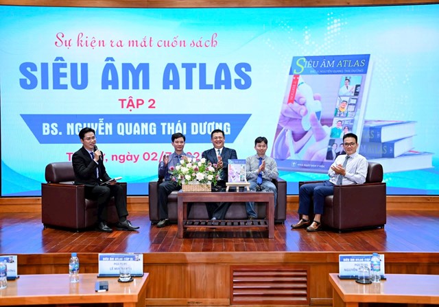 Toạ đàm trao đổi về quá trình hình thành quyển sách Si&ecirc;u &acirc;m Atlas &ndash; tập 2.