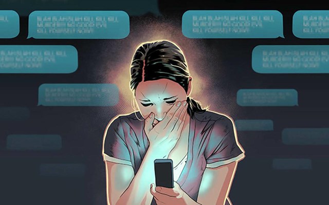 Phụ nữ v&agrave; trẻ em g&aacute;i đối mặt nguy cơ cao hơn với quấy rối, tin giả v&agrave; lạm dụng h&igrave;nh ảnh tr&ecirc;n mạng. (Nguồn: Forbes)