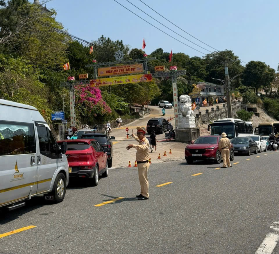 Dịp Tết Nguyên đán Bính Ngọ 2026, tai nạn giao thông trên địa bàn Đà Nẵng giảm sâu cả 3 tiêu chí. (Ảnh: Công an TP Đà Nẵng) Dịp Tết Nguyên đán Bính Ngọ 2026, tai nạn giao thông trên địa bàn Đà Nẵng giảm sâu cả 3 tiêu chí. (Ảnh: Công an TP Đà Nẵng)