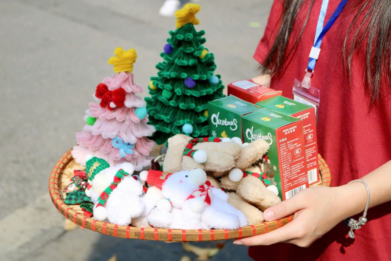 MỌT 2025: VỌNG MIÊN - NGÀY HỘI MUA BÁN VÀ TRAO ĐỔI SÁCH LAN TỎA TRÁI TIM ẤM ÁP CỦA THẾ HỆ TRẺ