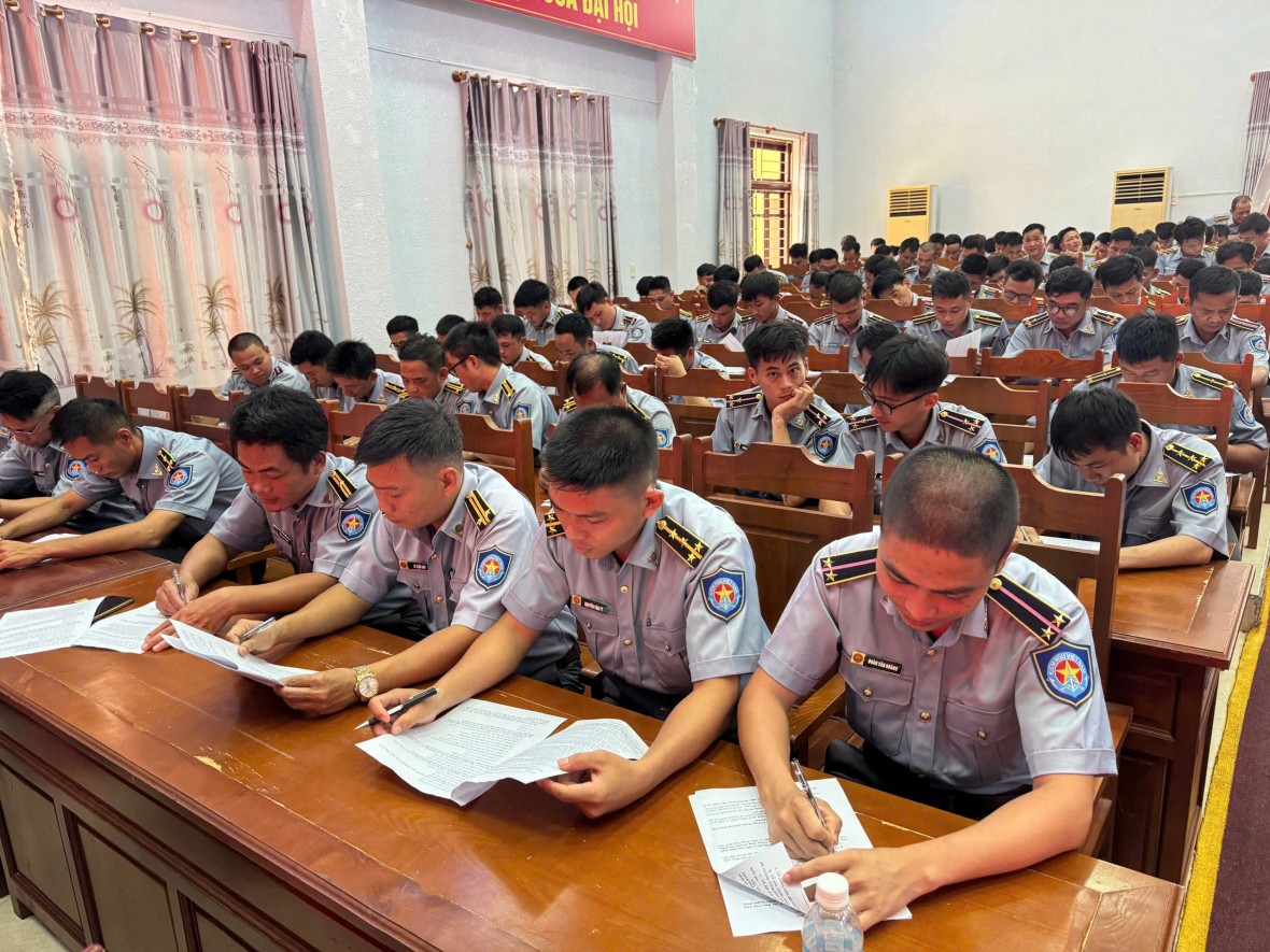Giữ vững mùa Xuân nơi đầu sóng…