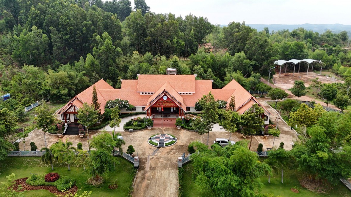 Xuân ấm trên quê hương Bom Bo anh hùng Xuân ấm trên quê hương Bom Bo anh hùng