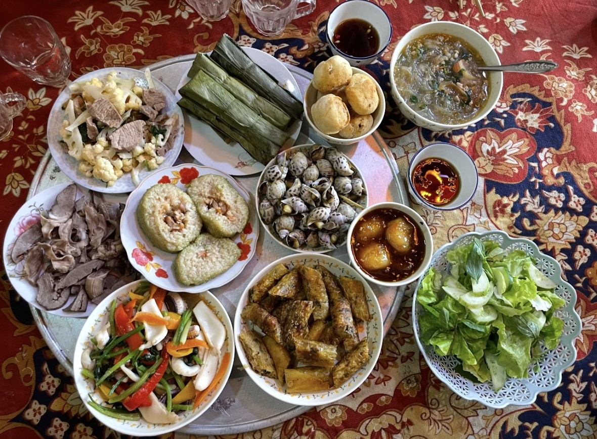 Triết lý nhân sinh trong mâm cỗ Tết của người miền biển