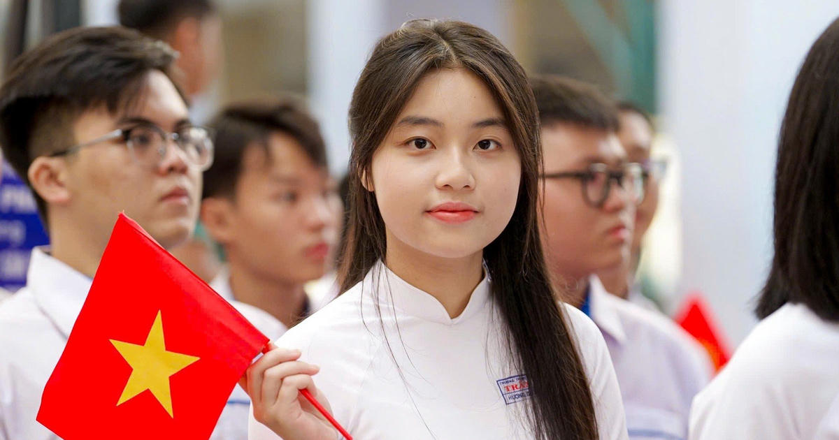 Từ năm học 2026-2027, học sinh phổ thông trên cả nước sẽ được học AI