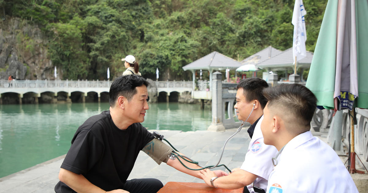 Quảng Ninh triển khai Tổ y tế thường trực trên Vịnh Hạ Long từ ngày 2/4