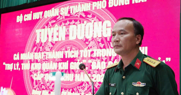 Bộ CHQS thành phố Đồng Nai phát động phong trào thi đua, tuyên dương cá nhân tiêu biểu và trao quyết định thăng quân hàm, nâng lương cán bộ 