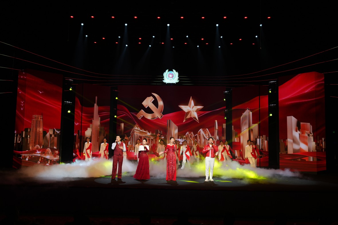 Vinh danh 20 Gương mặt Công an tiêu biểu năm 2025