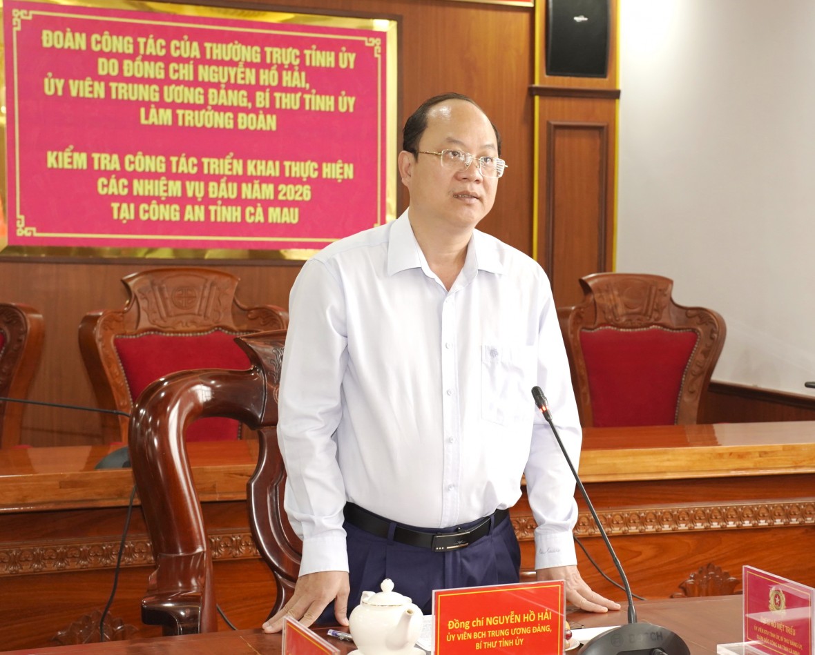 Bí thư Tỉnh ủy Cà Mau thăm, động viên lực lượng thi công công trình trọng điểm và làm việc với Công an tỉnh đầu Xuân