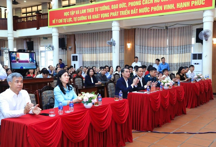 Bảo tồn di sản gắn với phát triển bền vững khu vực phía Tây Hà Nội Bảo tồn di sản gắn với phát triển bền vững khu vực phía Tây Hà Nội