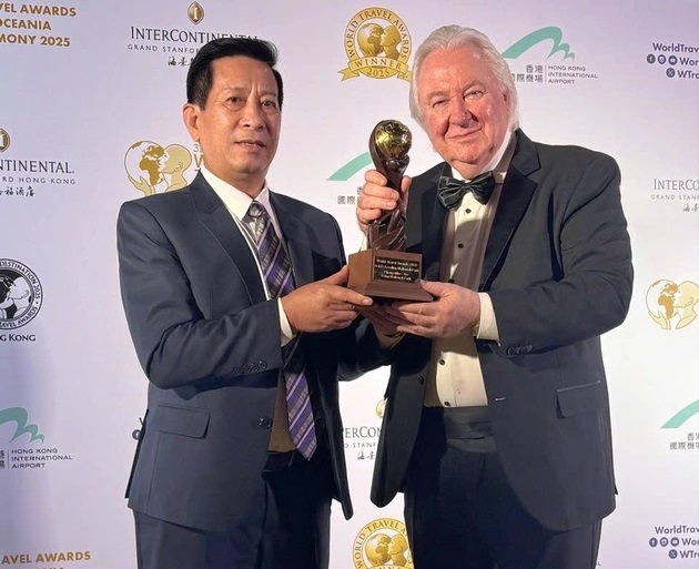 Giám đốc Ban Quản lý Vườn quốc gia Phong Nha - Kẻ Bàng Phạm Hồng Thái nhận