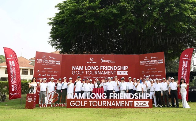 Giải golf &ldquo;Nam Long Friendship Golf Tournament 2025&rdquo; gắn liền với chương tr&igrave;nh học bổng &ldquo;Swing for Dreams&rdquo; lần thứ 16 được tổ chức với sự tham dự của c&aacute;c mạnh thường qu&acirc;n c&aacute; nh&acirc;n v&agrave; đối t&aacute;c th&acirc;n hữu.&nbsp; &nbsp;