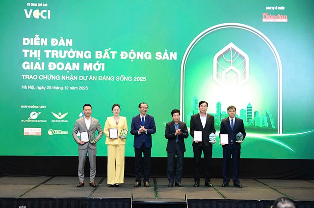 &Ocirc;ng H&agrave; Văn Giang - Gi&aacute;m đốc Điều h&agrave;nh C&ocirc;ng ty CP TNG Land chứng nhận 