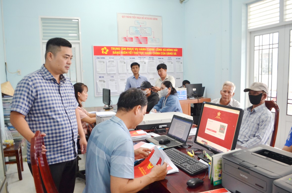 Xã Đông Hải (Cà Mau): Vận hành chính quyền hai cấp hiệu quả, mở đường cho phát triển bền vững Xã Đông Hải (Cà Mau): Vận hành chính quyền hai cấp hiệu quả, mở đường cho phát triển bền vững