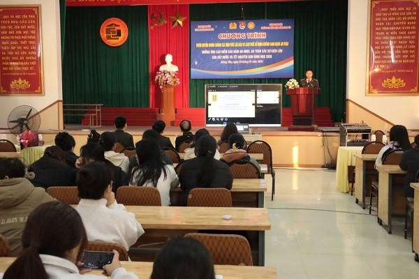 Tuổi trẻ Công an Hưng Yên tăng cường công tác tuyên truyền phổ biến giáo dục pháp luật