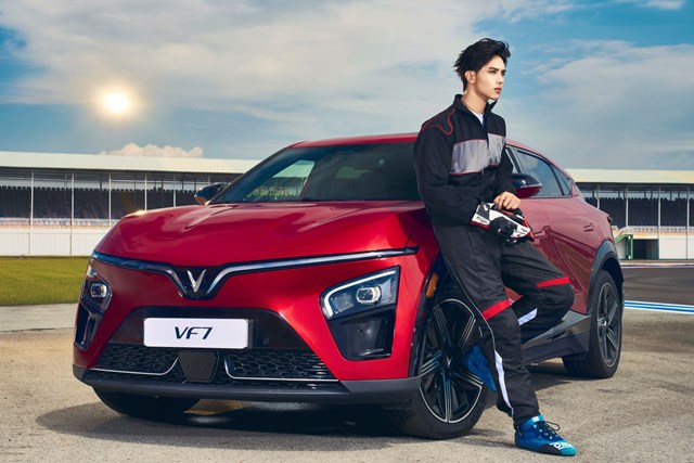 VinFast VF 7 thắng lớn tại Car Awards 2024: Bỏ xa đối thủ với 3 ưu điểm chiếm trọn cảm tình người dùng - Ảnh 3
