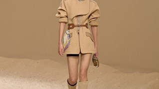 Hermès Xuân - Hè 2026: 'Dây cương buông lơi' lạt mềm buộc chặt - Ảnh 8