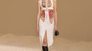 Hermès Xuân - Hè 2026: 'Dây cương buông lơi' lạt mềm buộc chặt - Ảnh 12