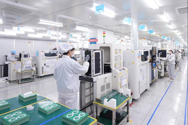 Nh&agrave; m&aacute;y c&ocirc;ng nghệ cao chuy&ecirc;n sản xuất bo mạch điện tử của Sunhouse đặt tại H&agrave; Nội. Ảnh: Sunhouse