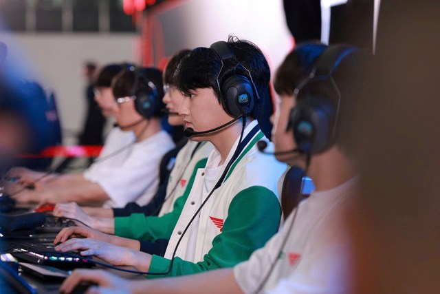 1,3 triệu người đồng thời xem Faker T1 thi đấu tại Việt Nam - Ảnh 3