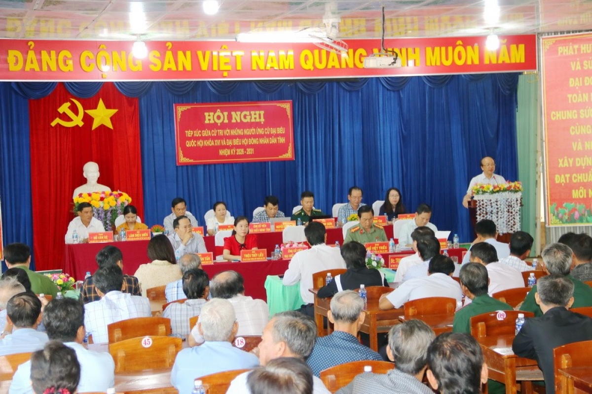 Ứng cử viên ĐBQH tiếp xúc cử tri xã Đá Bạc, lắng nghe kiến nghị của Nhân dân