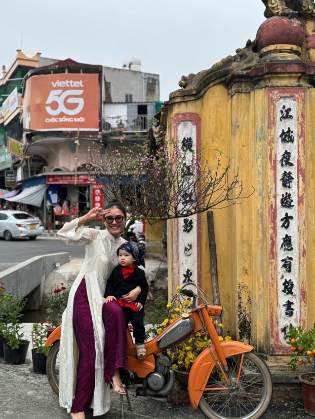 Cầu ngói dáng rồng trên 500 tuổi hút khách đến checkin dịp Tết Bính Ngọ Cầu ngói dáng rồng trên 500 tuổi hút khách đến checkin dịp Tết Bính Ngọ