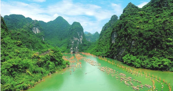 Du lịch Ninh Bình thu hơn 19.348 tỷ đồng trong 7 tháng đầu năm