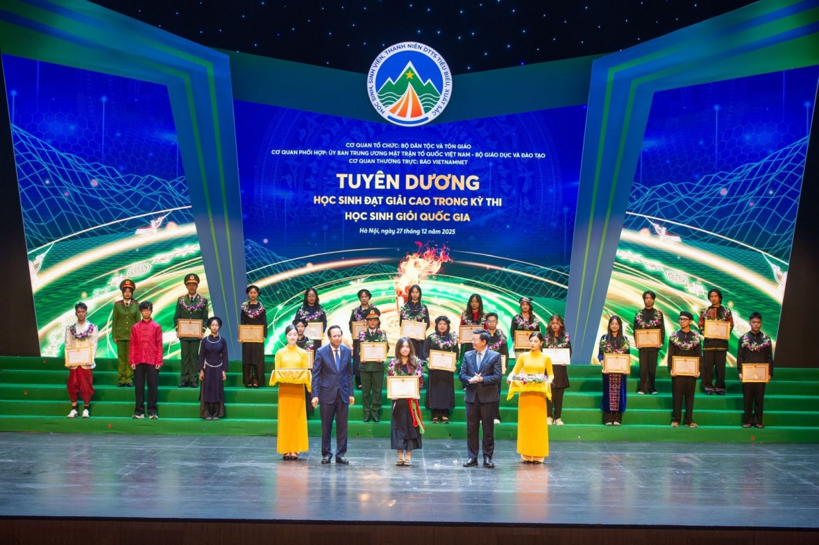 Vinh danh 150 học sinh, sinh viên và thanh niên dân tộc thiểu số xuất sắc năm 2025