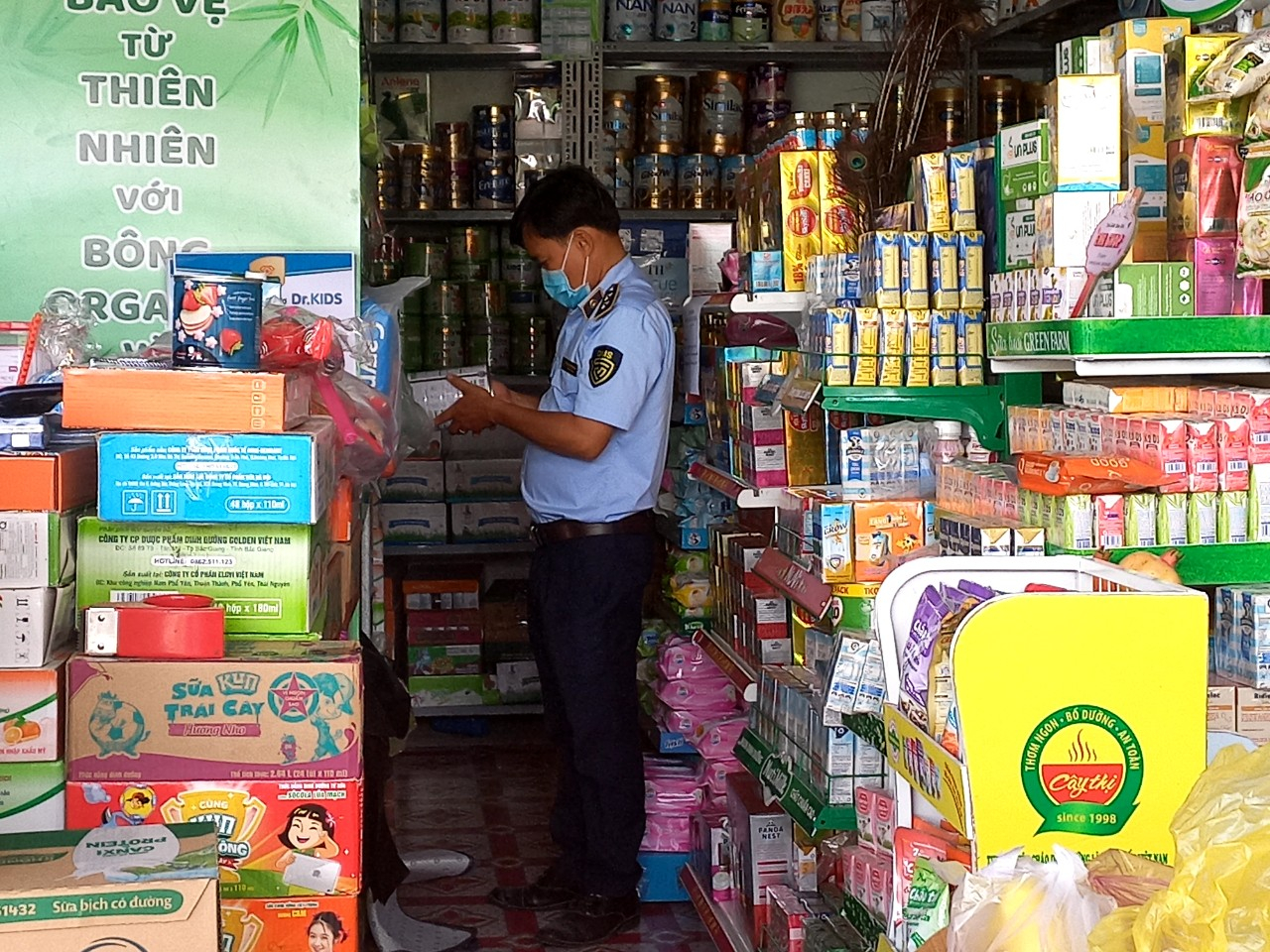 QLTT Tiền Giang xử phạt gần 20 triệu đồng 01 cơ sở kinh doanh thực phẩm vi phạm hành chính