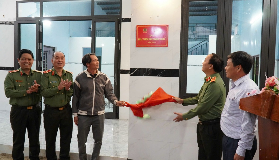 Chiến dịch Quang Trung trong Công an nhân dân: Hoàn thành vượt tiến độ. Chiến dịch Quang Trung trong Công an nhân dân: Hoàn thành vượt tiến độ.