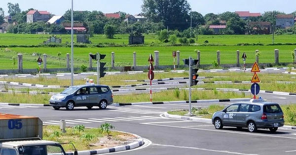 Từ tháng 3/2027, thi sát hạch lái xe sẽ có thêm nội dung giữ khoảng cách an toàn