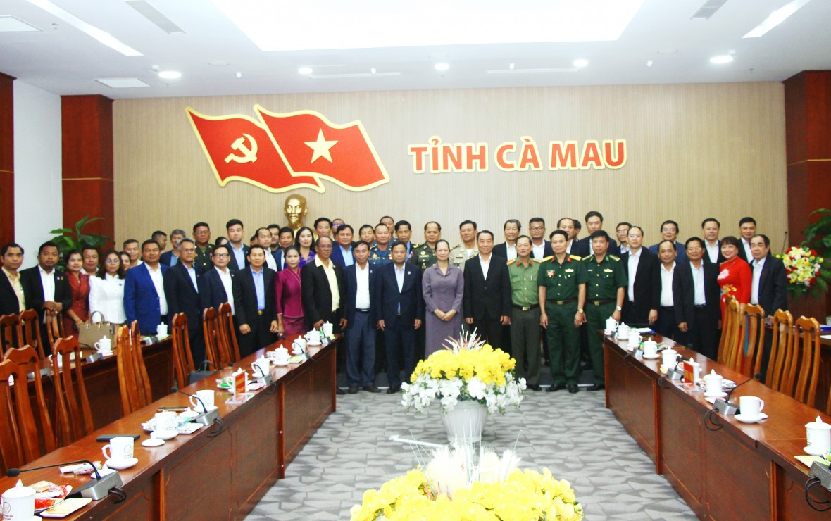 Lãnh đạo tỉnh Koh Kong - Campuchia thăm, chúc Tết lãnh đạo tỉnh Cà Mau